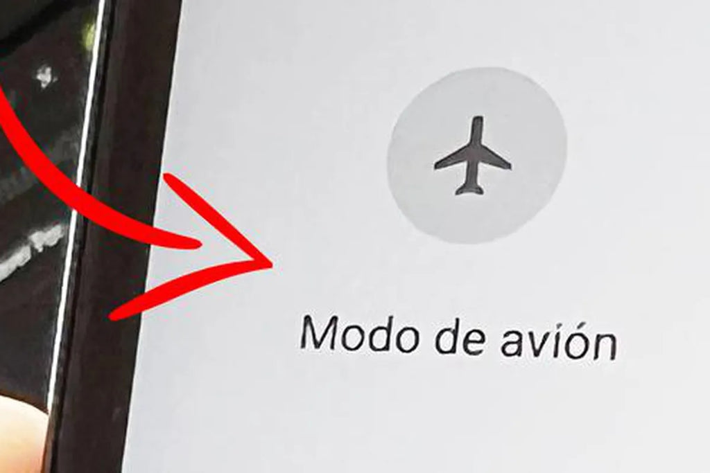 Por qué usar el modo avión de tu móvil, aunque no vayas en avión